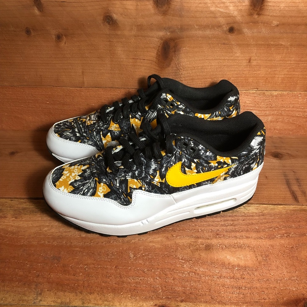 Women’s Air Max 1 QS Size 8.5 nike 633737-100
